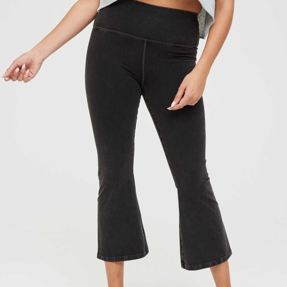 Nike Yoga Capri Pants